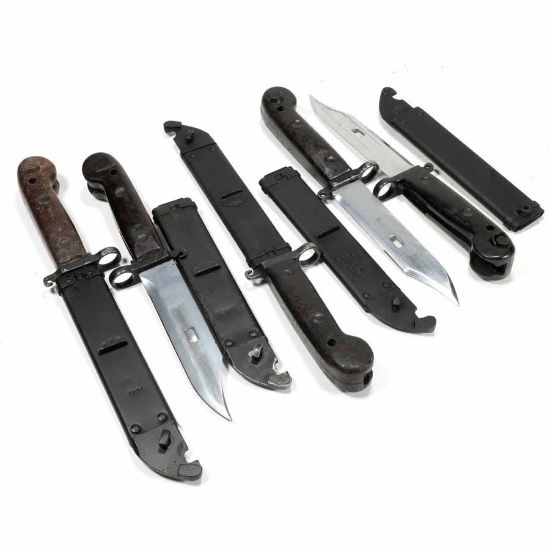 Picture of POLISH AKM TYPE 1 BAYONET, DARK BAKELITE GRIP, FITS STAMPED AK47 AKM AK74, G-VG