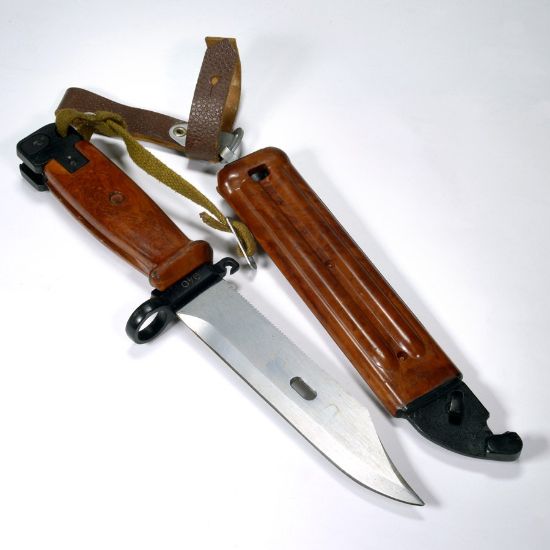Picture of RUSSIAN TYPE-2 AKM AK74 BAKELITE BAYONET,  IZHEVSK
