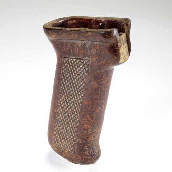 Picture of ROMANIAN BAKELITE PISTOL GRIP