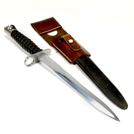 Swiss PE57 Bayonet with Scabbard and Leather Frog, STGw.57, PE57, Sturmgewehr 57, M57, SIG 550, SIG 551 552, SIG556, SIG552A1, Surplus from Switzerland, SIG-B-2135, RTG Parts