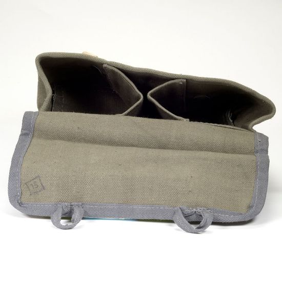 Picture of EAST GERMAN GRENADE POUCH NEW