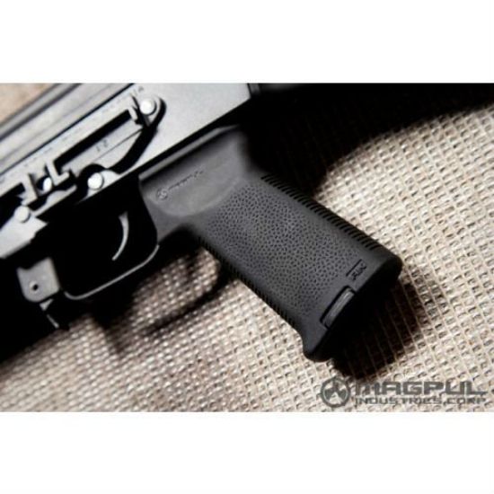 Picture of MAGPUL AK MOE GRIP AK47/AK74, FLAT DARK EARTH