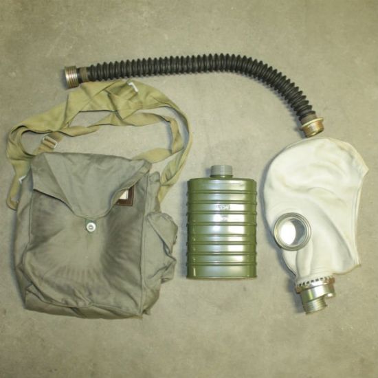 Picture of POLISH OM14 GAS MASK KIT