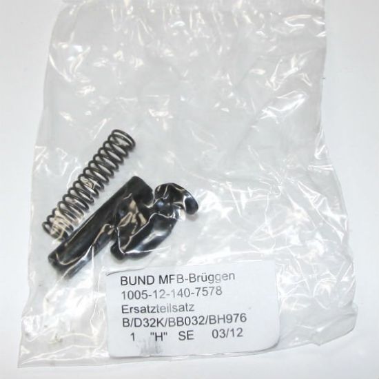 Picture of MG3 BIPOD MOUNTING LATCH AND PLUNGER NEW