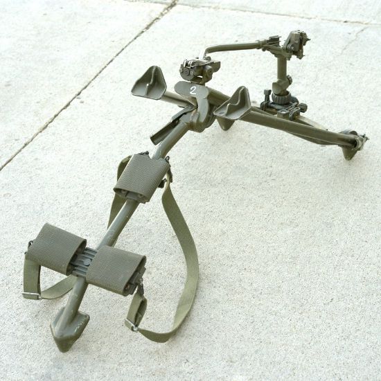 Picture of HK21E HK23E TRIPOD, FIELD MOUNT, MODEL 1102