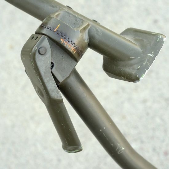 Picture of HK21E HK23E TRIPOD, FIELD MOUNT, MODEL 1102