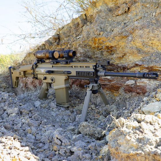 Picture of MAGPUL BIPOD FOR 1913 PICATINNY RAIL, FLAT DARK EARTH