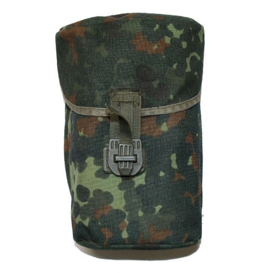 Picture of GERMAN WATER CANTEEN AND POUCH