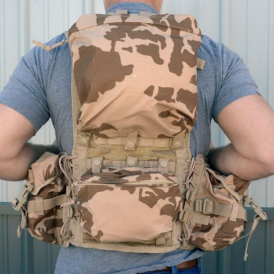 Picture of CZECH DESERT CAMO COMBAT VEST
