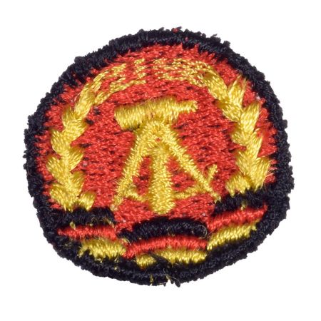 Picture of EAST GERMAN DDR WOVEN COCKADE, PATCH FOR CAP