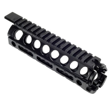 Picture of AR M4 M-SERIES 2-PIECE M-LOK HANDGUARD, CARBINE LENGTH, MIDWEST INDUSTRIES
