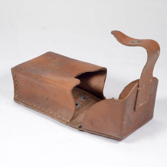 Picture of SERBIAN M48 K98 MAUSER CARTRIDGE POUCH