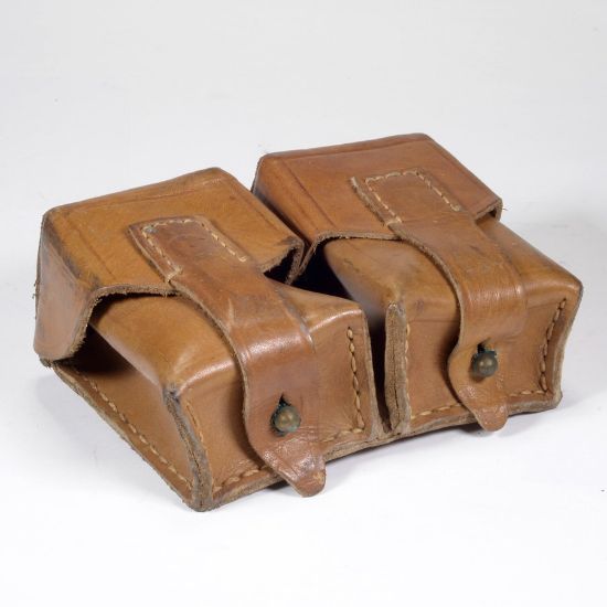 Picture of SERBIAN M48 K98 MAUSER DOUBLE CARTRIDGE POUCH
