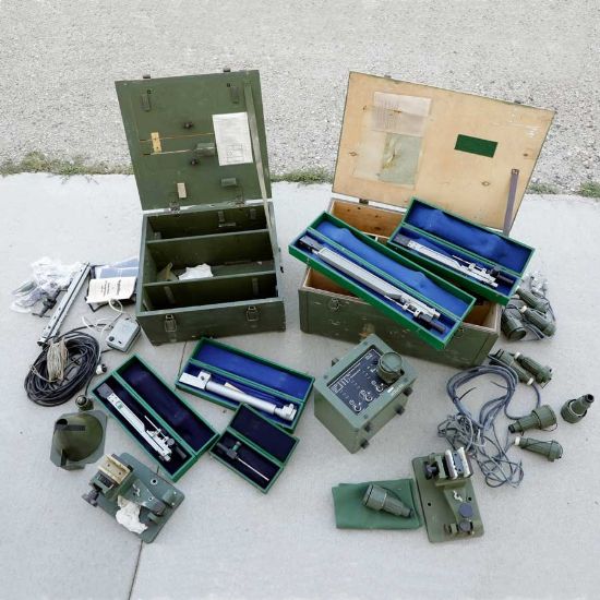 Picture of EAST GERMAN DDR DEPOT LEVEL, MULTI-WEAPON OPTICAL SIGHTING SYSTEM, ARMORERS TOOLS