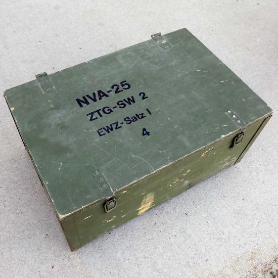 Picture of EAST GERMAN DDR DEPOT LEVEL, MULTI-WEAPON OPTICAL SIGHTING SYSTEM, ARMORERS TOOLS