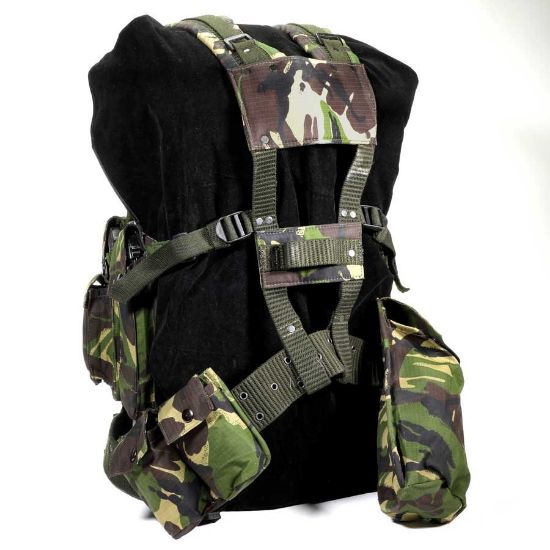 Picture of ROMANIAN CAMO TACTICAL VEST LIKE NEW