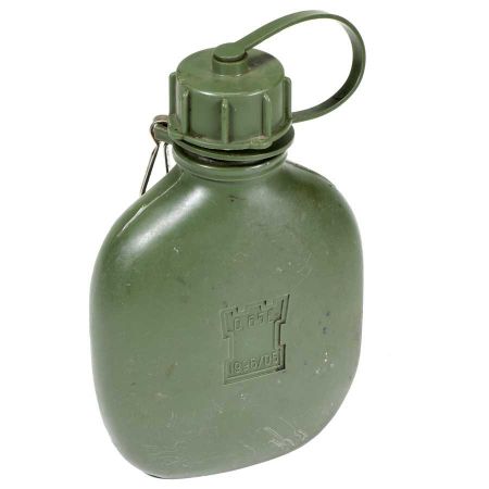 Picture of FINNISH 0.65 LITER CANTEEN WITH MOLDED FINNISH DEFENSE FORCE SYMBOL