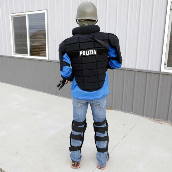 Picture of ITALIAN POLICE BLACK RIOT GEAR SET WITH BAG