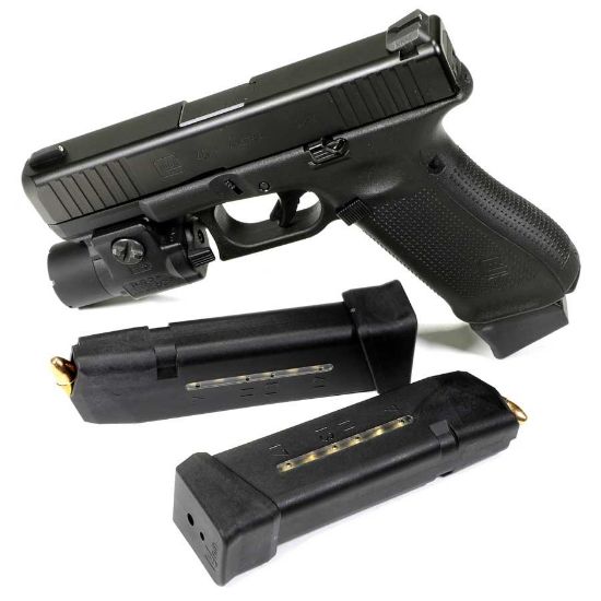 Picture of CASE OF GLOCK 17/34 9MM 19RD WINDOW MAGAZINE WITH PLUS 2 BASEPLATE, AC-UNITY (QTY 100)