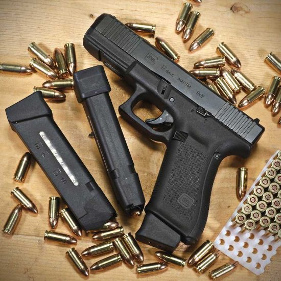 Picture of CASE OF GLOCK 17/34 9MM 19RD WINDOW MAGAZINE WITH PLUS 2 BASEPLATE, AC-UNITY (QTY 100)