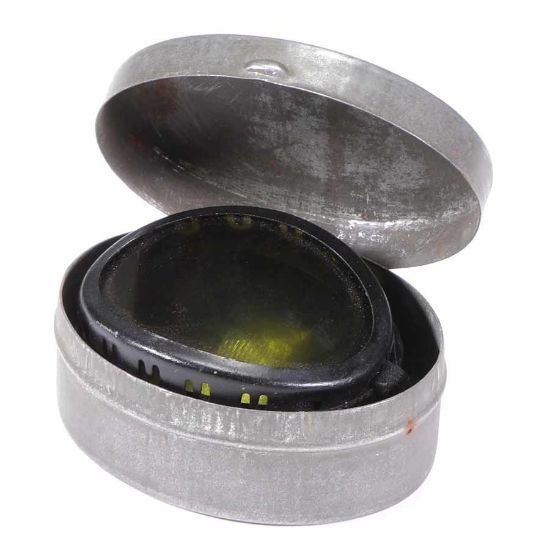 Picture of VINTAGE WW II ERA SWISS GOGGLES W/ METAL CASE