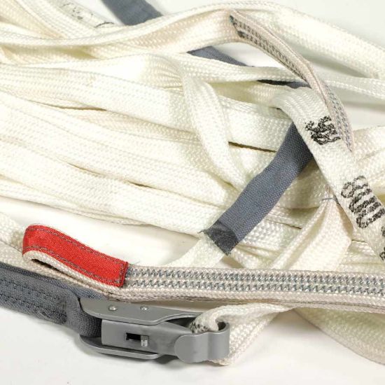 Picture of CZECH DROP STRAP FOR MILITARY PARACHUTIST, W/ CARABINER, GREAT TIE DOWN OR TOW STRAP
