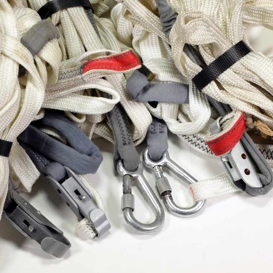 Picture of CZECH DROP STRAP FOR MILITARY PARACHUTIST, W/ CARABINER, GREAT TIE DOWN OR TOW STRAP