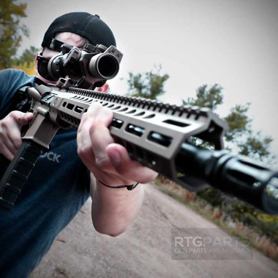 Picture of MILITARY OVER RUN SIG TANGO6T 1-6x24 RIFLE SCOPE, FFP, DWLR6-556 RETICLE, INCLUDES ALPHA4 TITANIUM MOUNT