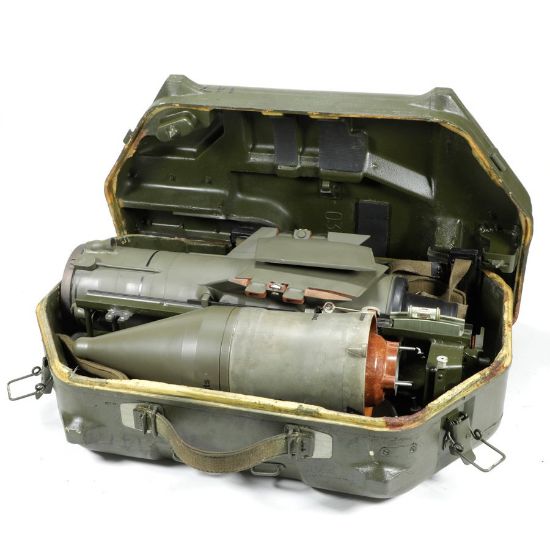 Picture of SUITCASE SAGGER 9M14 MALYUTKA AT-3 INERT MISSILE W/ CASE