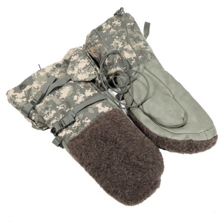 USGI ACU Camo Extreme Cold Weather Mittens, Size Large, AT-Digital, ECW, PLT-BITFC, RTG Parts