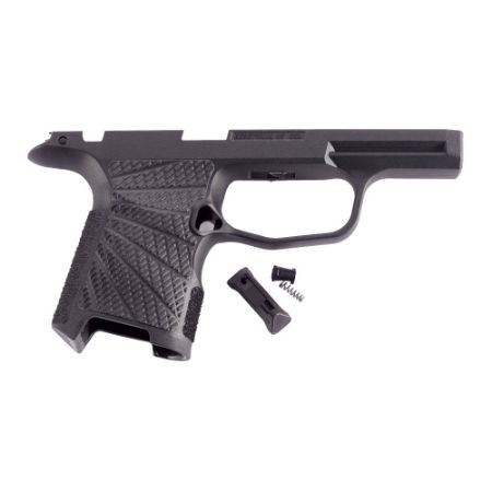 Picture of WILSON COMBAT GRIP MODULE, FITS SIG P365 W/ SAFETY, BLACK