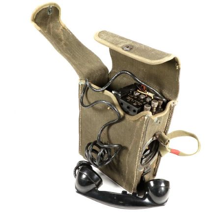 Picture of U.S. EE-8 FIELD PHONE WITH OD GREEN CASE