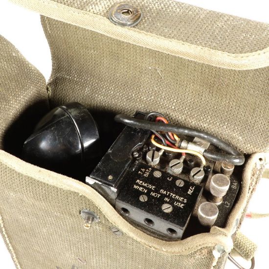 Picture of U.S. EE-8 FIELD PHONE WITH OD GREEN CASE