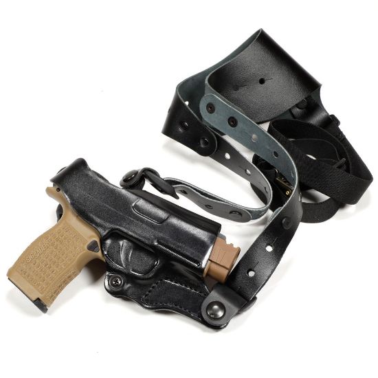 Picture of DESANTIS GUNHIDE 11Z CEO SIG P365 P365XL SHOULDER HOLSTER, RIGHT HAND, BLACK LEATHER