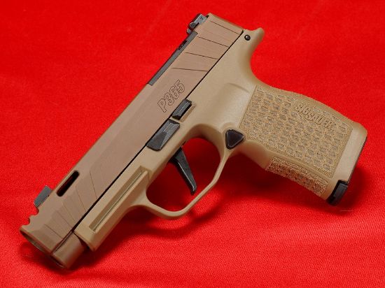 Picture of SIG GRIP MODULE ASSEMBLY, P365XL LXG, LASER ENGRAVED STIPPLING, COYOTE