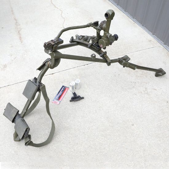 Picture of HK21E HK23E TRIPOD, FIELD MOUNT, MODEL 1102