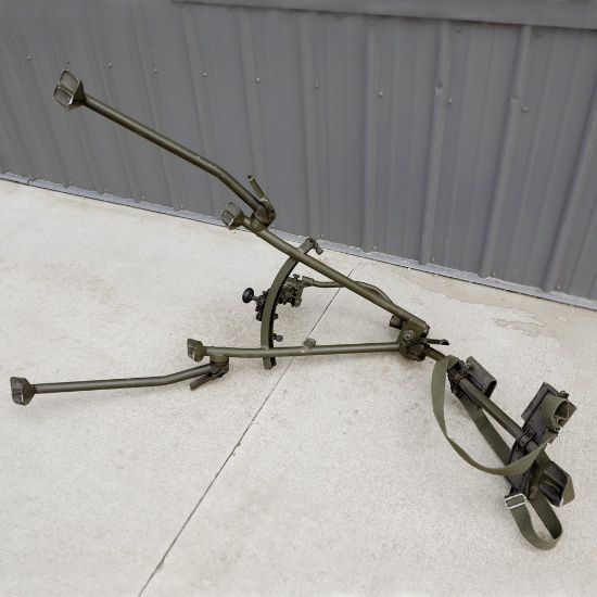 Picture of HK21E HK23E TRIPOD, FIELD MOUNT, MODEL 1102