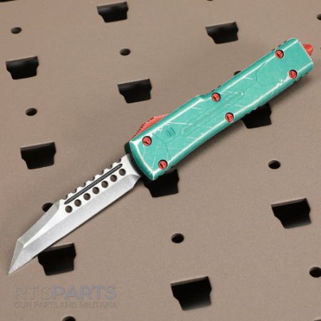 Picture of MICROTECH UTX-70 BOUNTY HUNTER WARHOUND OTF, AUTOMATIC KNIFE, 2.4 INCH, 419W-10BH