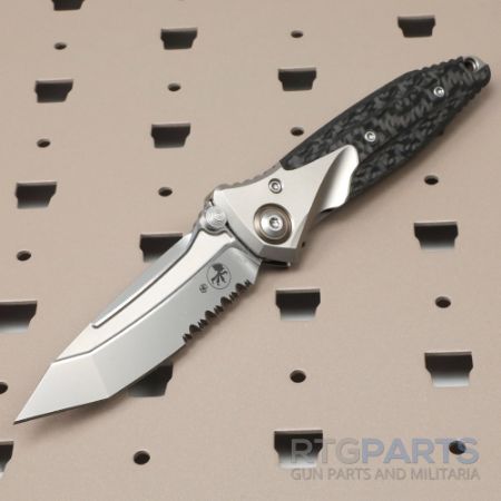 Picture of MICROTECH SOCOM BRAVO MINI T/E FRAME LOCK KNIFE, CARBON FIBER/TITANIUM, 3.4 INCH, SERRATED, 261M-8CFTI