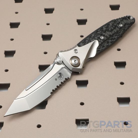 Picture of MICROTECH SOCOM BRAVO MINI T/E FRAME LOCK KNIFE, CARBON FIBER/TITANIUM, 3.4 INCH, SERRATED, 261M-8CFTI