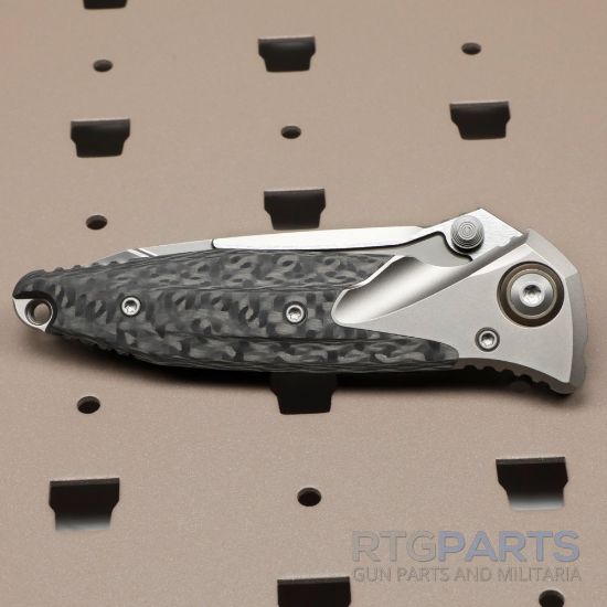 Picture of MICROTECH SOCOM BRAVO MINI T/E FRAME LOCK KNIFE, CARBON FIBER/TITANIUM, 3.4 INCH, SERRATED, 261M-8CFTI
