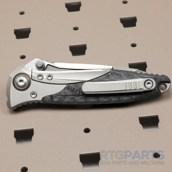Picture of MICROTECH SOCOM BRAVO MINI T/E FRAME LOCK KNIFE, CARBON FIBER/TITANIUM, 3.4 INCH, SERRATED, 261M-8CFTI