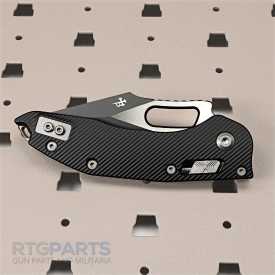 Picture of MICROTECH STITCH, S/E, RAM-LOK, BLACK, FLUTED ALUMINUM SCALES, 3.7 INCH, 169RL-1FL