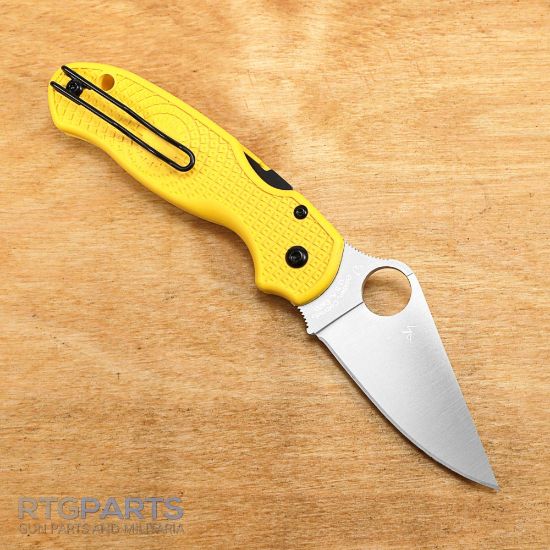 Picture of SPYDERCO PARA 3 LIGHTWEIGHT, YELLOW FRN HANDLE, SATIN FINISH, 2.92" BLADE LENGTH, CPM MAGNACUT STEEL