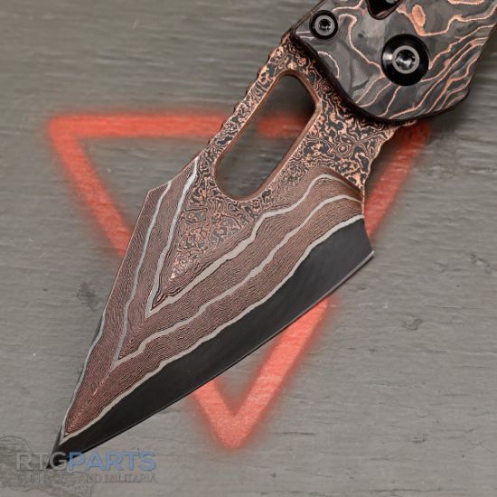 Picture of MICROTECH STITCH, S/E, RAM-LOK, BAKER FORGE DAMASCUS, PROTECH COMPOSITES LIVE WIRE CARBON SCALES, 3.7 INCH, 169RL-16MS1