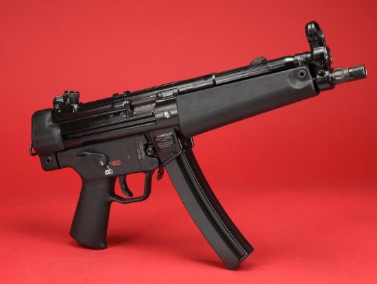 Picture of HK SP5 81000477 NEW IN BOX WITH SB-TACTICAL SIDE FOLDING BRACE