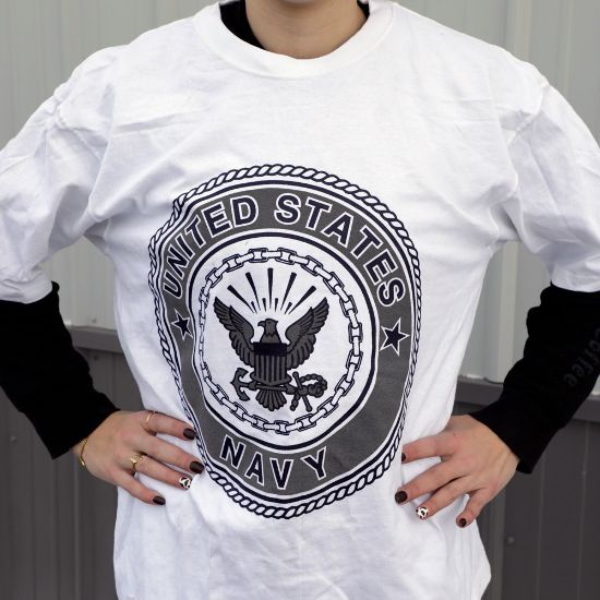 Picture of GENUINE US NAVY WHITE T-SHIRT NEW, US MADE, SIZE LARGE