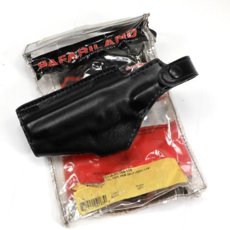 Picture of SAFARILAND LEATHER BELT HOLSTER, 1.75" LOOP, SIG P220 P226, LEFT HAND, NOS