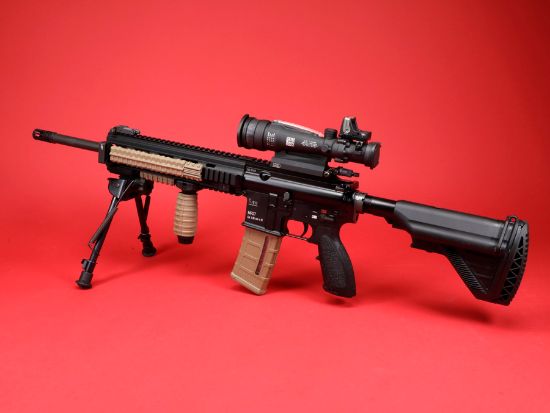 Picture of HK LIMITED EDITION M27 DEPLOYMENT KIT 81000930 W/ TRIJICON, KAC, HARRIS, NEW IN BOX