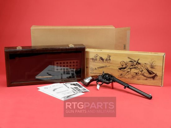 Picture of WYATT EARP 45LC 10" BUNTLINE W/ WOOD DISPLAY CASE, LIKE IN TOMBSTONE MOVIE